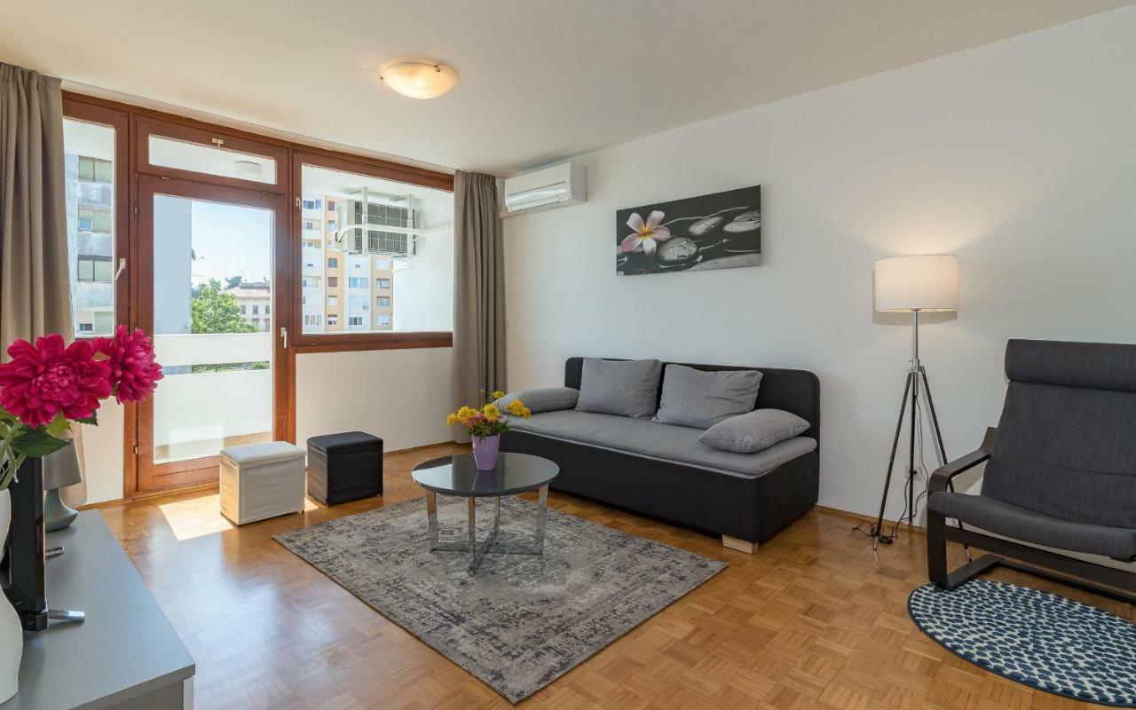 Apartment Maestral Pola Esterno foto